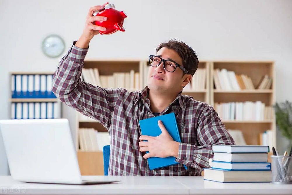 留学生贷款提前还款有违约金吗