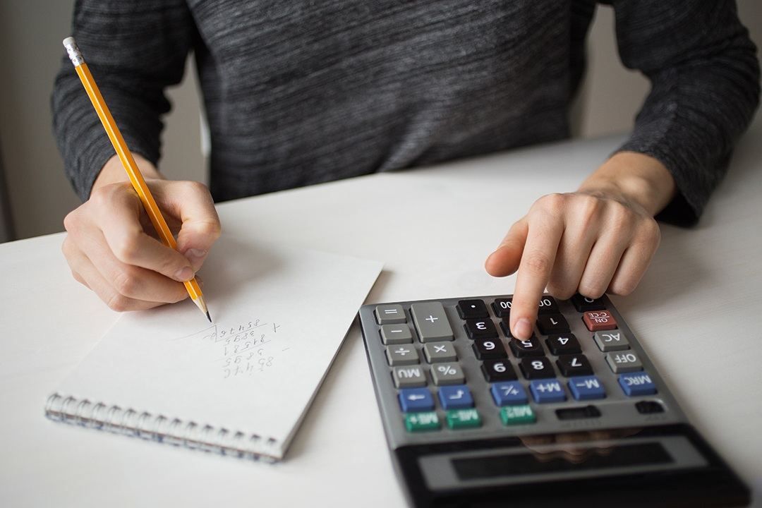 留学生贷款保证金比例计算器|2025年各国最新标准